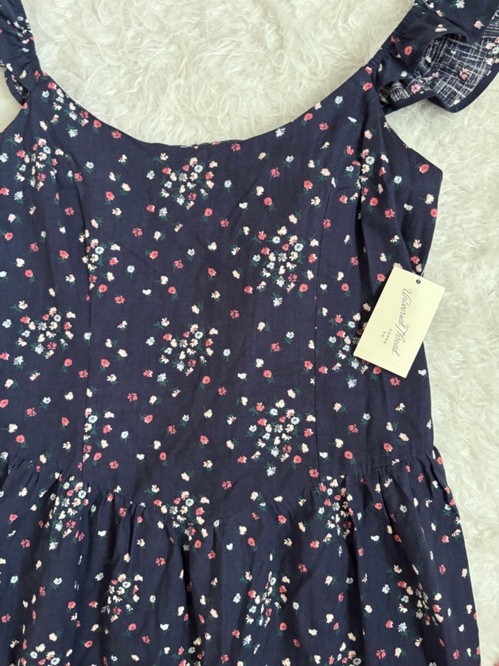 Universal Thread NWT Women’s Navy Floral AOP Sundress with Ruffle Straps - Picture 2 of 4